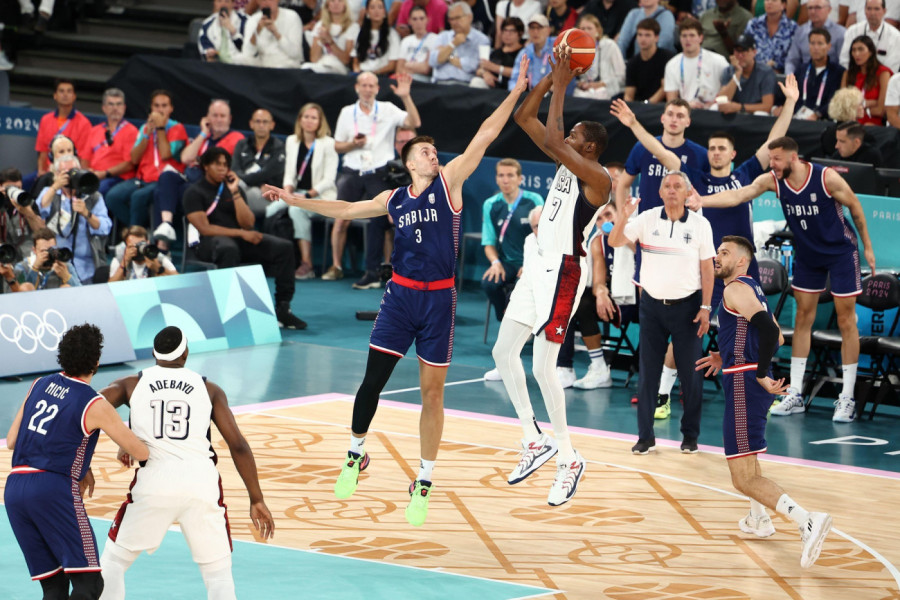 ARBITAR KOGA SRBI NE PAMTE PO DOBROM SUDI FINALE EVROBASKETA!