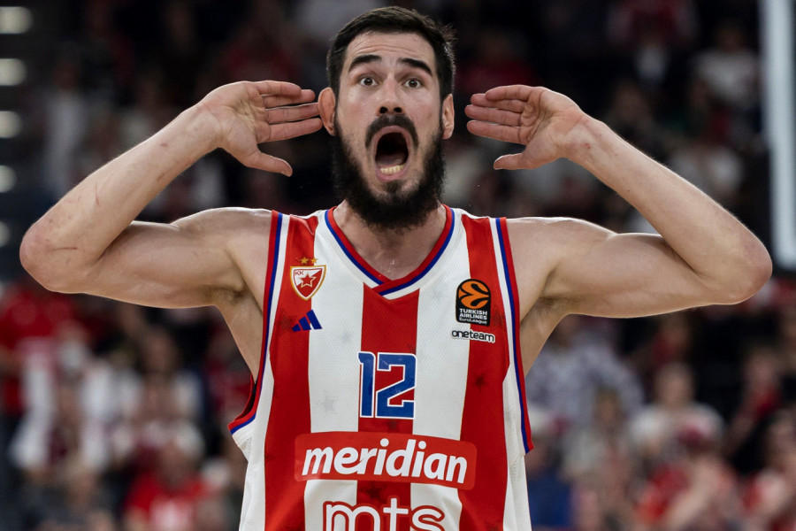 NIJE DOBRO! Povredio se Nikola Kalinić! (VIDEO)