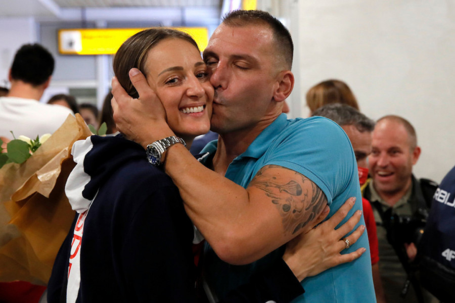 UDARNO! Evo gde će živeti Maja Ognjenović posle razvoda od Danila Ikodinovića!
