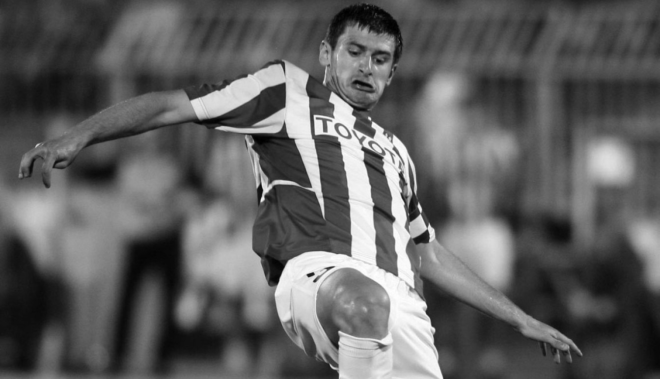 GOL KOJI ĆE SE PAMTITI: Legendarni pogodak Dejana Milovanovića protiv Partizana! (VIDEO)