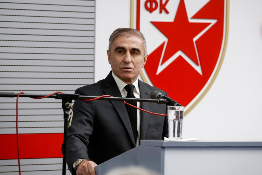 ZVEZDA SE HITNO OGLASILA ZBOG BOŠKA ĐUROVSKOG: Doktori su rekli svoje, evo u kom je stanju legendarni fudbaler!