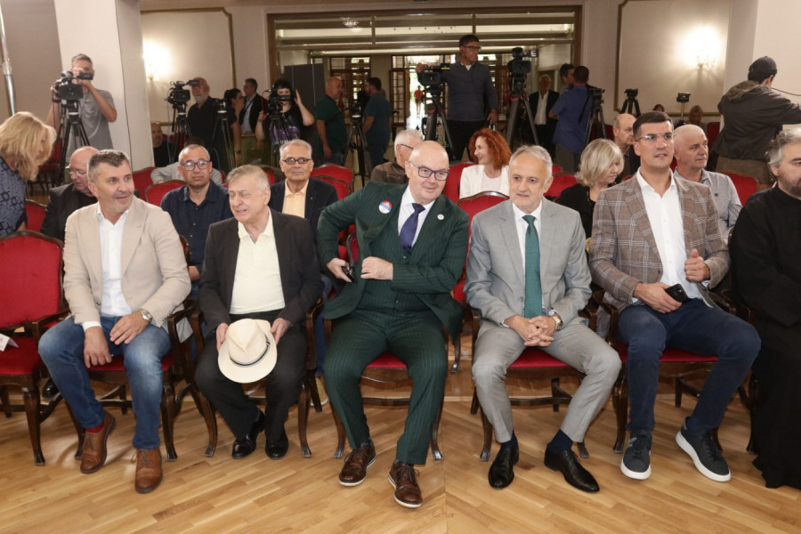 ŠAHOVSKI SAVEZ SRBIJE OBELEŽIO 77 GODINA POSTOJANJA: Sportissimo dobio posebnu zahvalnicu za razvoj ovog sporta! (FOTO-GALERIJA)