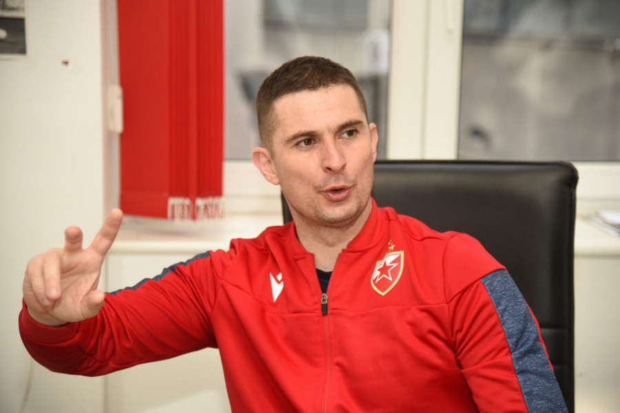 DELIJE U TRANSU! Slavoljub Đorđević se vratio kući!
