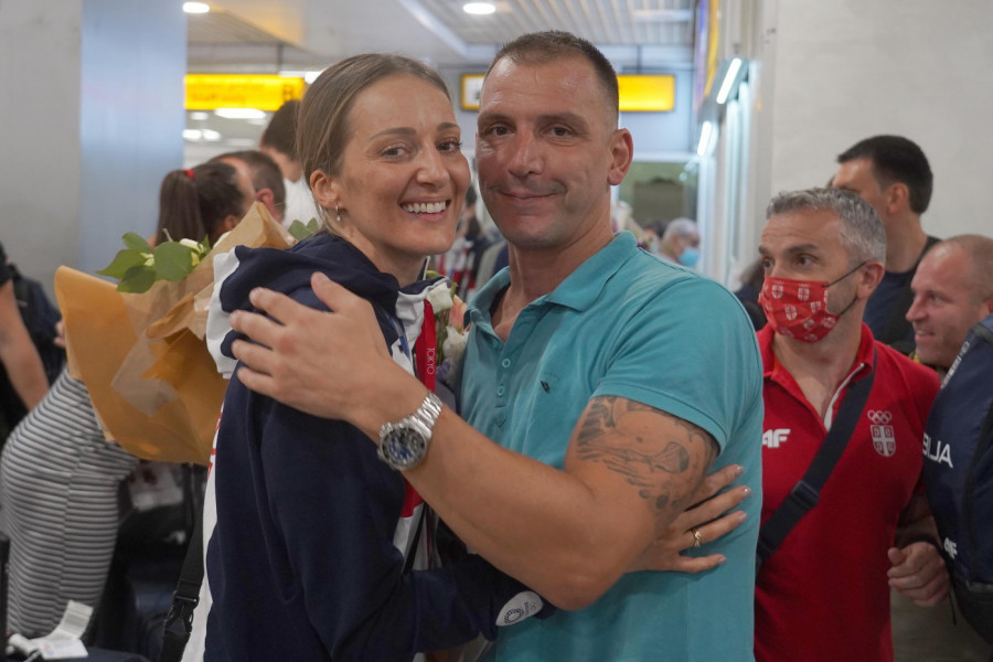 POSLE RAZVODA OD DAČE: Maja Ognjenović postigla NEVEROVATAN uspeh u petoj deceniji!