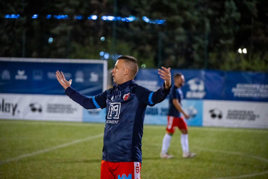 PUKLA PETARDA: Kataklizma Zvezde u prvom poluvremenu - Liga šampiona ne prašta greške!