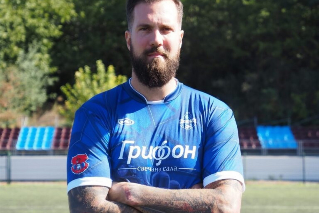 POTPISAO MIROSLAV RADULJICA: Ne, neće igrati košarku, ode iskusni centar u fudbalere POTPISAO MIROSLAV RADULJICA: Ne, neće igrati košarku, ode iskusni centar u fudbalere