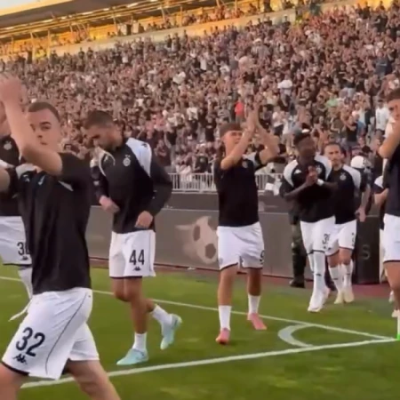 AU, KAKVA PODRŠKA ZA FUDBALERE PARTIZANA: Grobari ih pozdravili gromoglasnim ovacijama! (VIDEO)