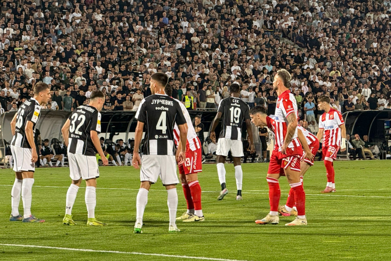 LJUBAV I VAN PARKETA: Evo koji košarkaš Partizana je došao da bodri crno-bele! (FOTO)