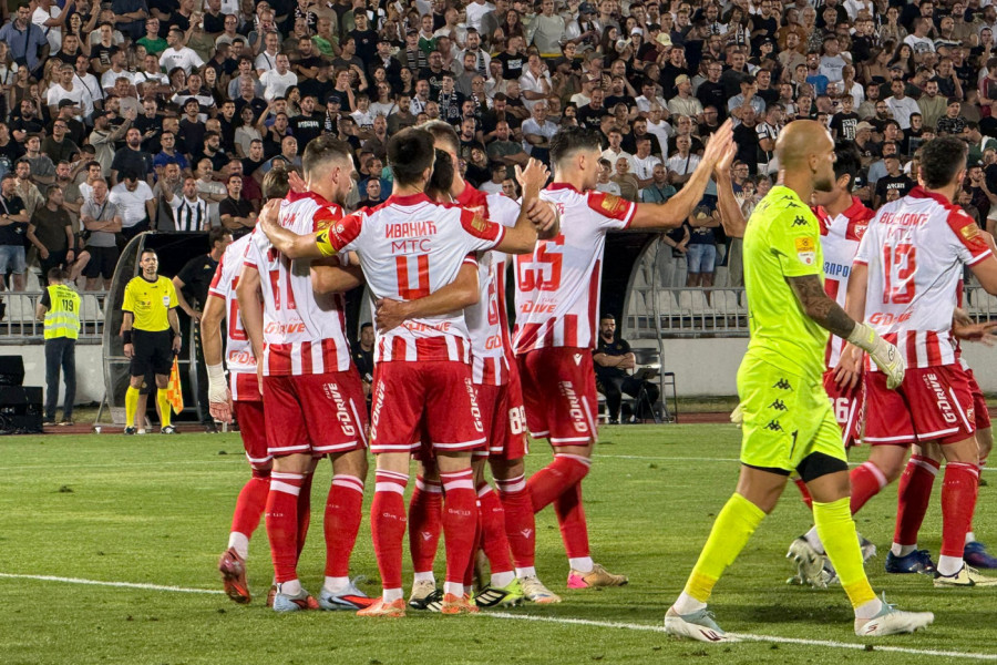 DELIJE, OVO MORATE DA VIDITE: Crvena zvezda u sredu oblači ratnu opremu, KOPLJA NAOŠTRENA ZA ŠKOTE! (VIDEO)