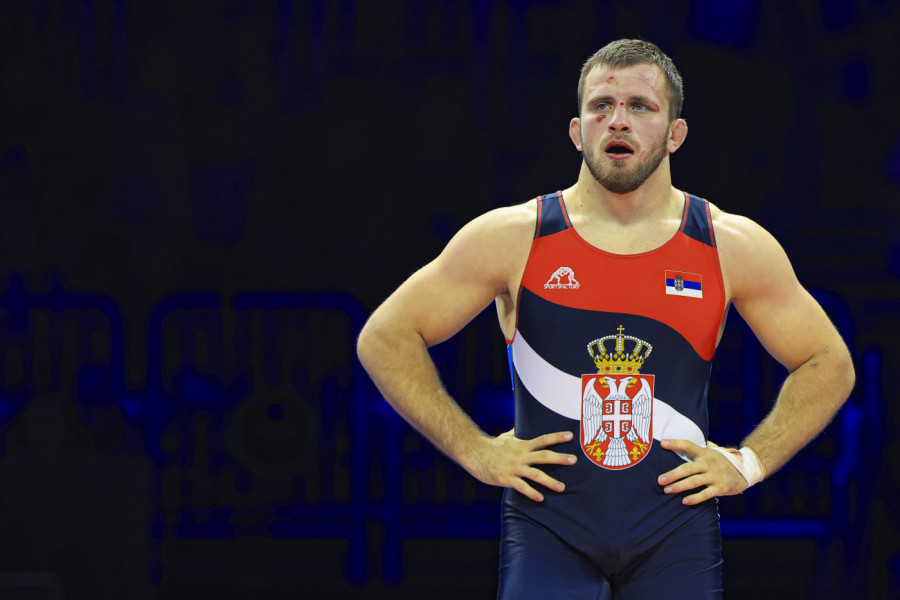 SAZNAJEMO! NIJE SAMO SVETSKO ZLATO: Komarov napravio još veći podvig u Zagrebu - ovo niko nikad nije uspeo! (VIDEO)
