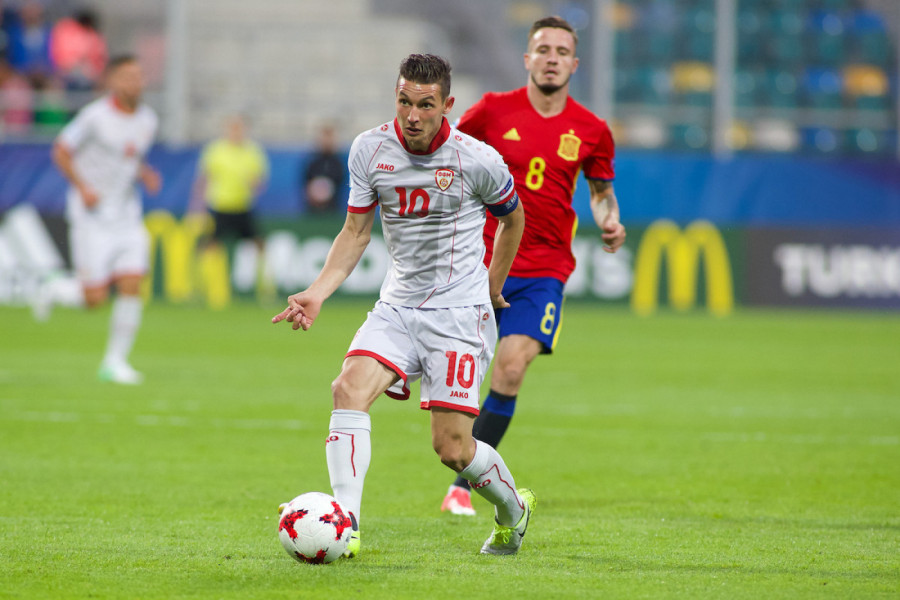 NAŠLI SMO GORE SUDIJE NEGO U RUMUNIJI I BUGARSKOJ: Pogledajte zbog čega je bivši igrač Crvene zvezde dobio penal! (VIDEO)