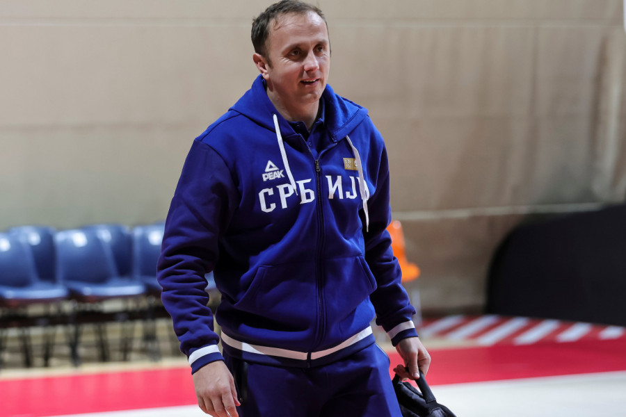 EVO ŠTA KAŽE ASISTENT SVETISLAVA PEŠIĆA O NEUSPEHU NA EVROBASKETU!