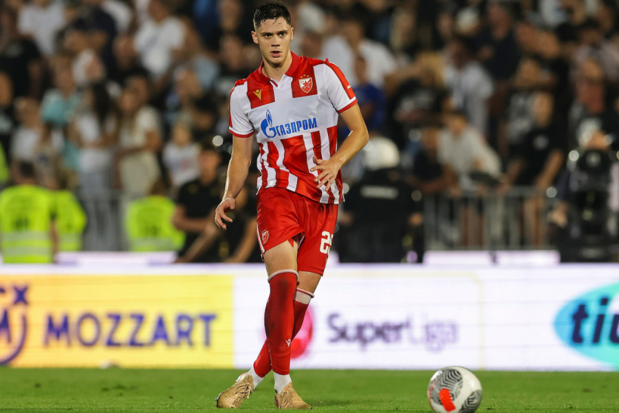 STEFAN LEKOVIĆ DETONIRAO "BOMBU": Defanzivac Crvene zvezde slikom najavio novo pojačanje? (FOTO)