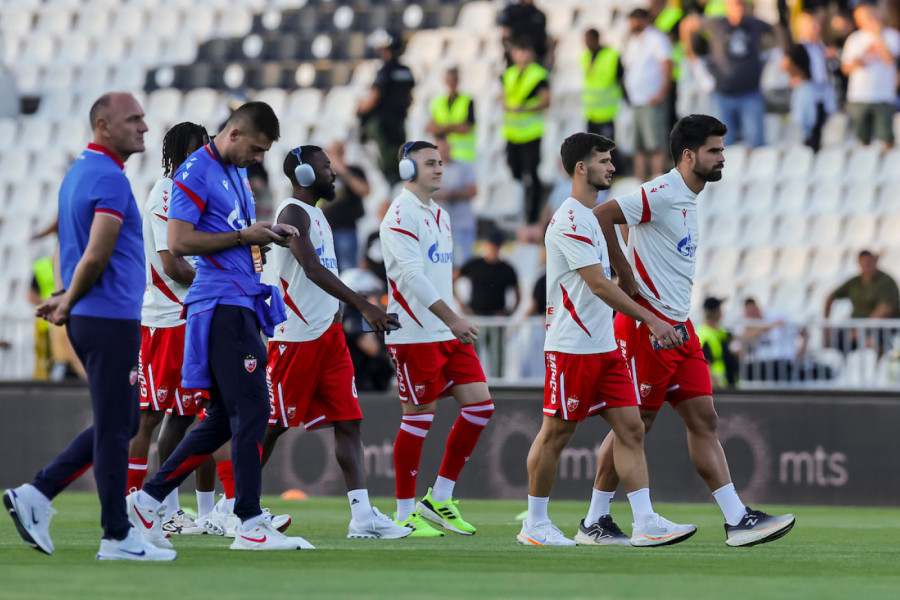 KATASTROFA ZA ZVEZDU POSLE PORTA: Povreda jednog od najvećih pojačanja - čeka ga duga pauza!