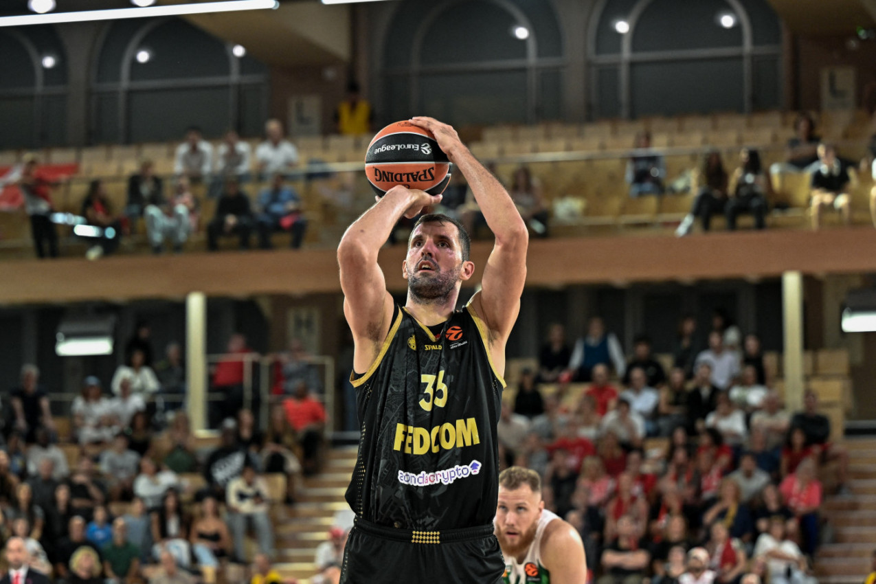 SUVA DOMINACIJA! Mirotić MVP kola Evrolige