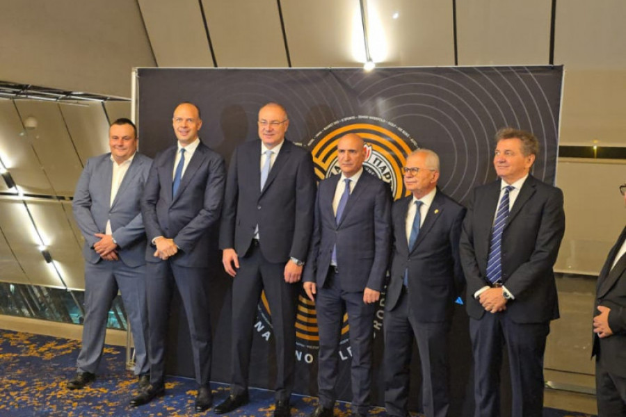 STIGLA I DELEGACIJA FK CRVENA ZVEZDA: JSD Partizan organizovao proslavu u čast jubileja! (VIDEO)