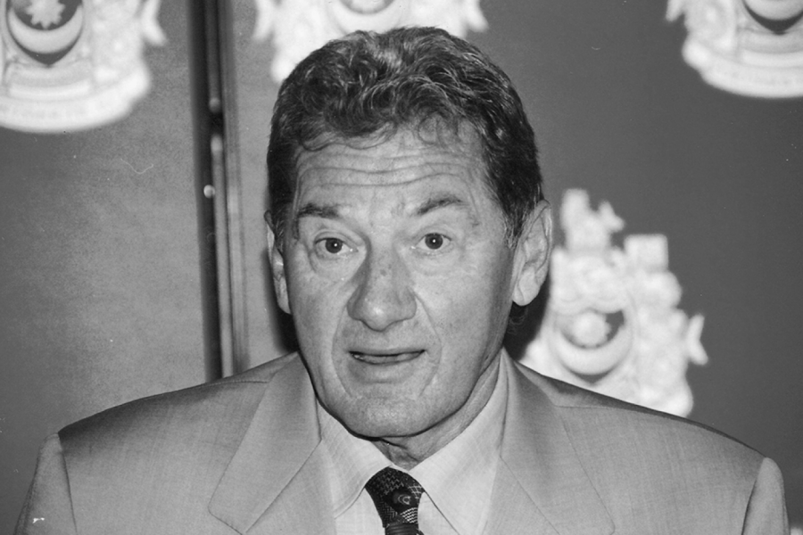 ENGLESKA ZAVIJENA U CRNO: Milan Mandarić je ostavio dubok trag na Ostrvu, evo koje klubove je vodio!