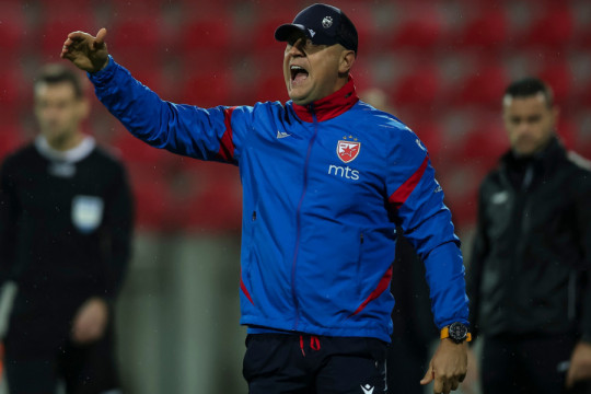VRAĆA SE VLADAN MILOJEVIĆ! Ovaj klub je ozbiljno "zagrizao" za bivšeg trenera Crvene zvezde!