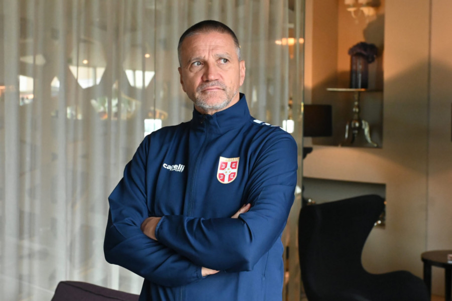 MIRKOVIĆA ČEKA PAKAO: Privremeni selektor mora da preokrene točak istorije!