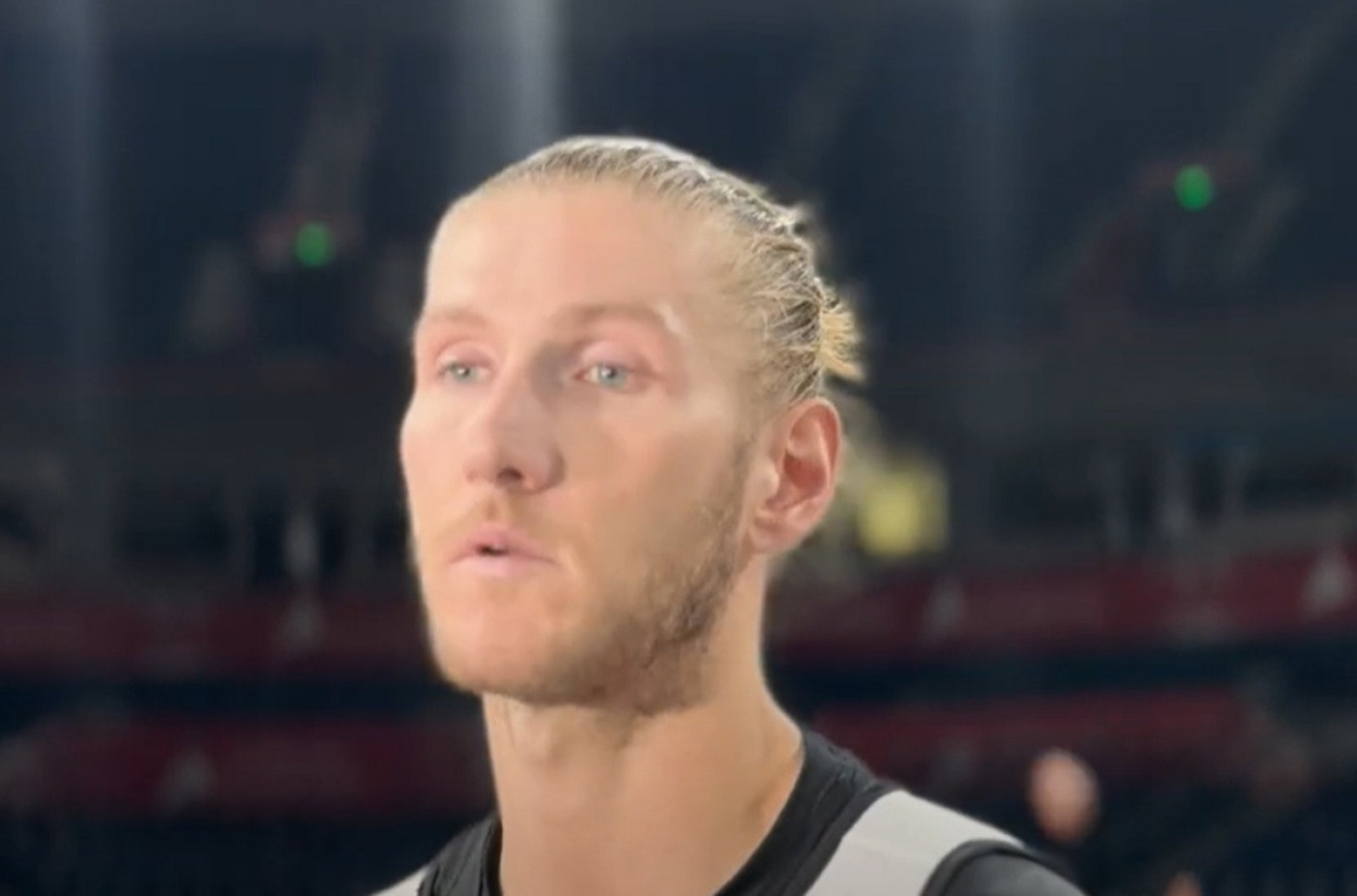 Dilan Osetkovski pred mec sa Olimpijakosom