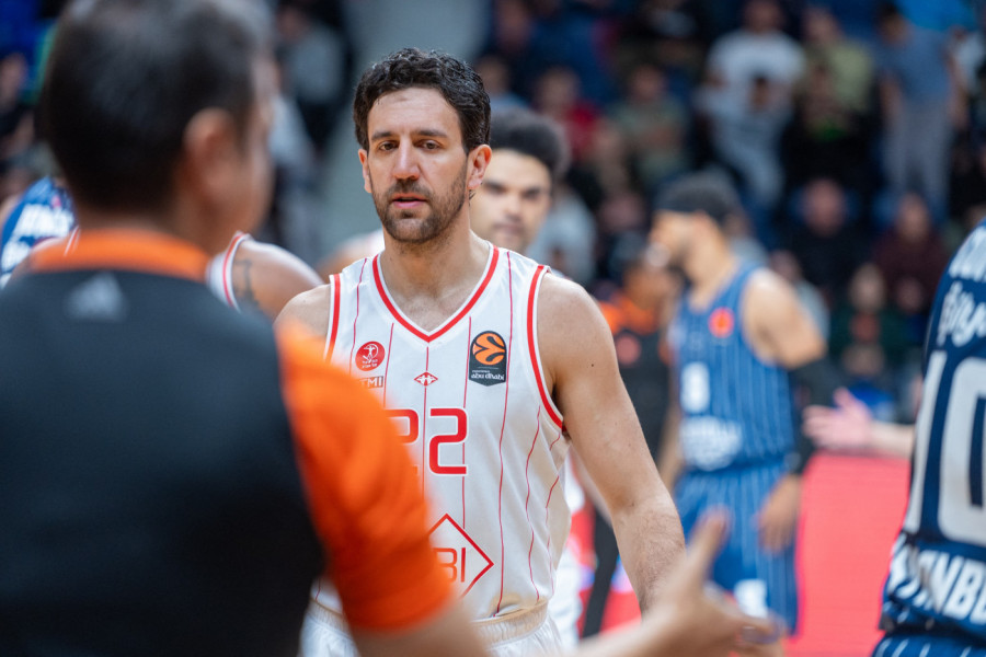 MICIĆ NEMOĆAN U IZRAELSKOM DERBIJU: Makabi slomio Hapoel za prvu pobedu!