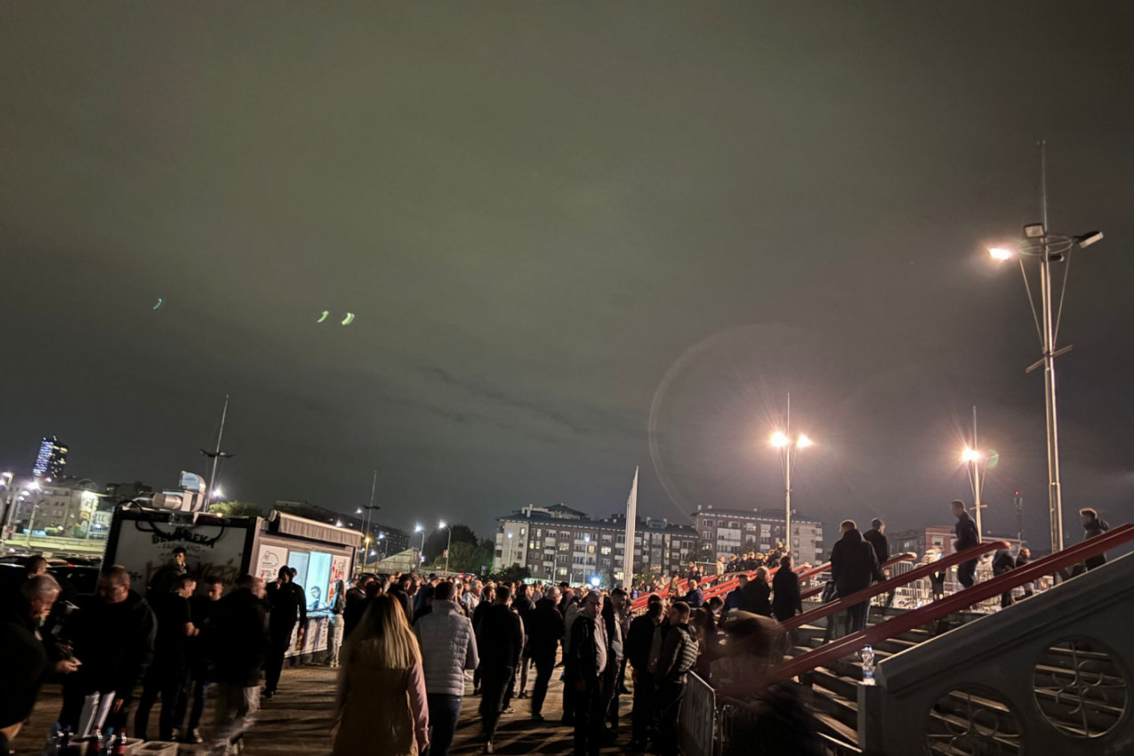 EVO ŠTA KAŽU NAVIJAČI PARTIZANA PRED DUEL S EFESOM (VIDEO) EVO ŠTA KAŽU NAVIJAČI PARTIZANA PRED DUEL S EFESOM (VIDEO)