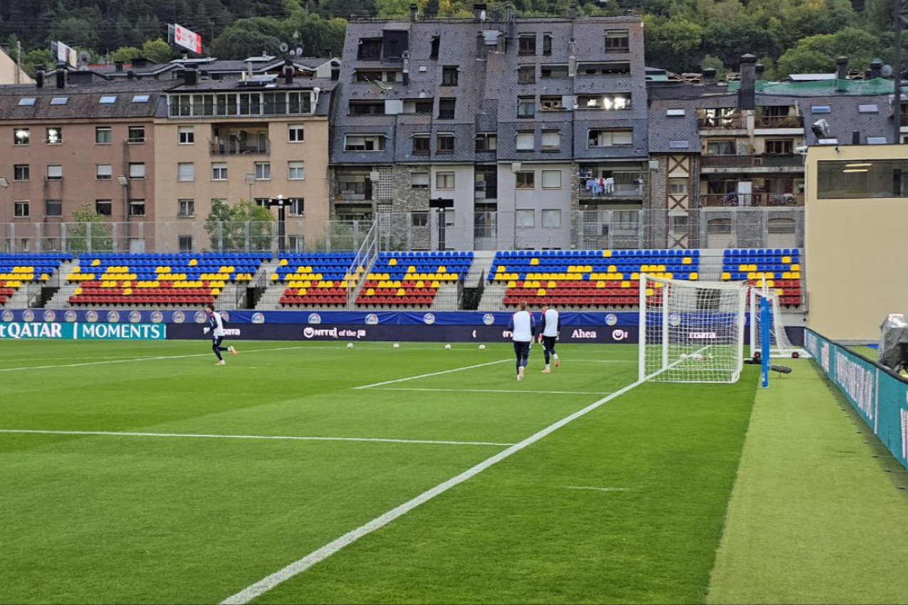 RUKAVICE SPREMNE: Golmani reprezentacije Srbije se naoštrili pred meč sa Andorom!