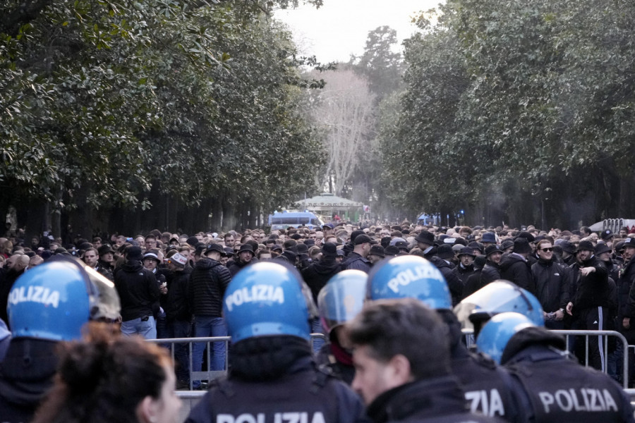 ITALIJA DRHTI ZBOG HULIGANA: Šokantan plan kako da zaustave dolazak Nemaca