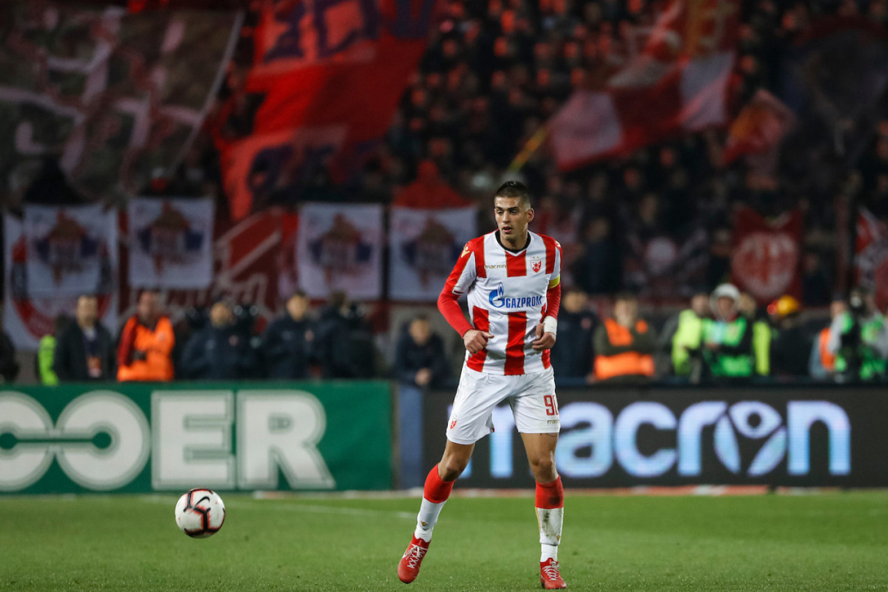 DELIJE ODRŽALE HITAN SASTANAK ZBOG VUJADINA SAVIĆA: Evo šta su se dogovorili na Marakani! DELIJE ODRŽALE HITAN SASTANAK ZBOG VUJADINA SAVIĆA: Evo šta su se dogovorili na Marakani!