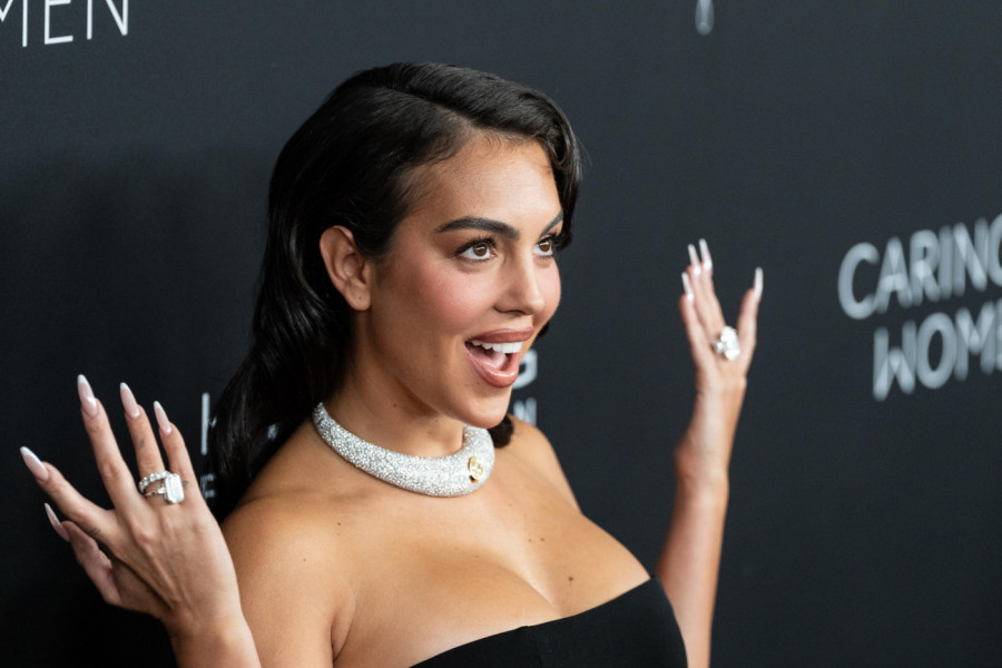 SVET U ŠOKU: Ronaldova Georgina uhvaćena sa najpoznatijom glumicom za odrasle! (FOTO)