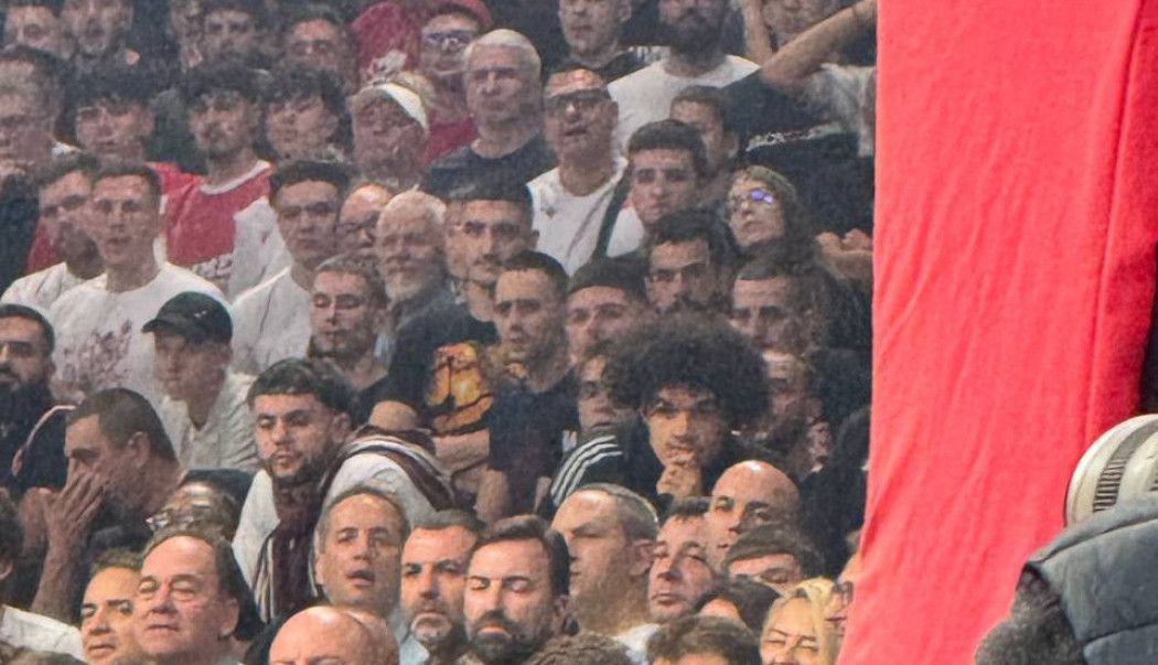SUTRA NA MEGDAN PARTIZANU, ALI PRVO ZVEZDA: Poznata lica u Areni prate duel crveno-belih protiv Baskonije! (FOTO, VIDEO)