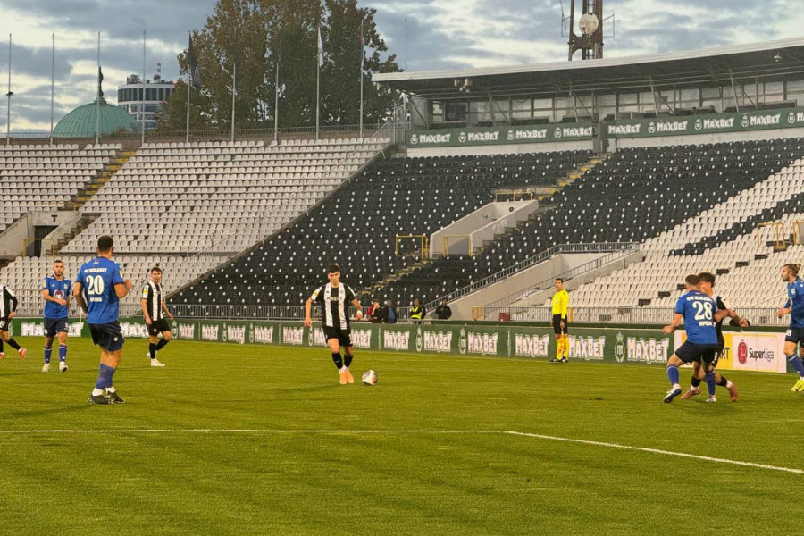 POTOP LALATOVIĆA U HUMSKOJ: Kostić rastužio Lučance na praznom stadionu Partizana!