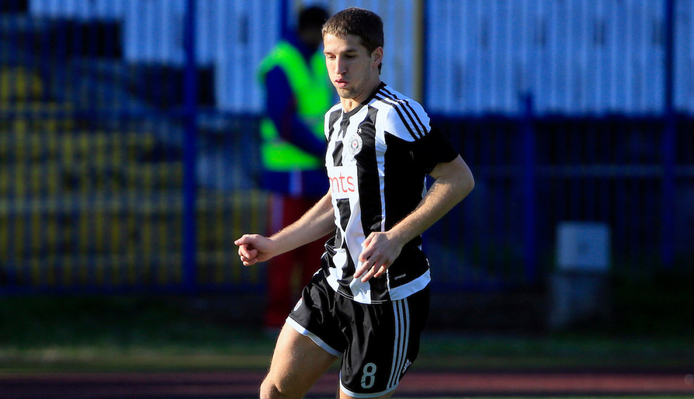 PARTIZAN SE SUOČAVA SA PROBLEMIMA: Bivši igrač crno-belih o razlici večitih!