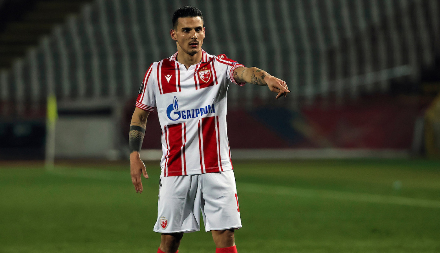 ŠOKANTAN PREOKRET "ZVEZDINOG MESIJA": Došao kao veliko pojačanje, razočarao, a sad promenio sport!
