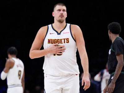 Jokić gleda i ne veruje: Dobro poznati rival ispisao istoriju NBA lige – Nikola mu nije ni blizu