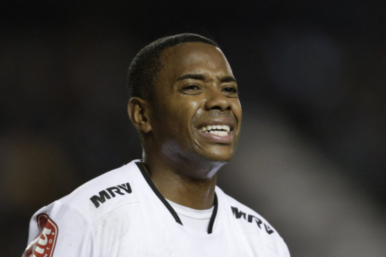 POTRESNA ISPOVEST LEGENDE FUDBALA: Završio u zatvoru, pa otkrio kroz kakav pakao prolazi!