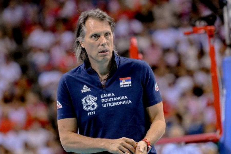 "POKUŠAĆEMO DA SE IZBORIMO SA OVOM SITUACIJOM": Selektor Srbije napustio klub iz privatnih razloga!