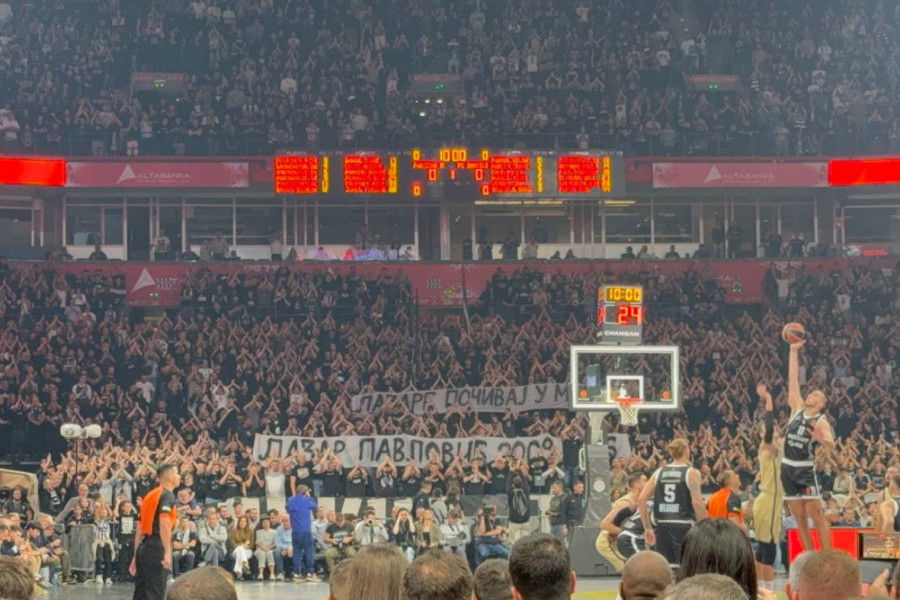 TUŽNE SCENE U ARENI: Minut ćutanja za preminulog džudistu, grobari ga nikada neće zaboraviti! (VIDEO)