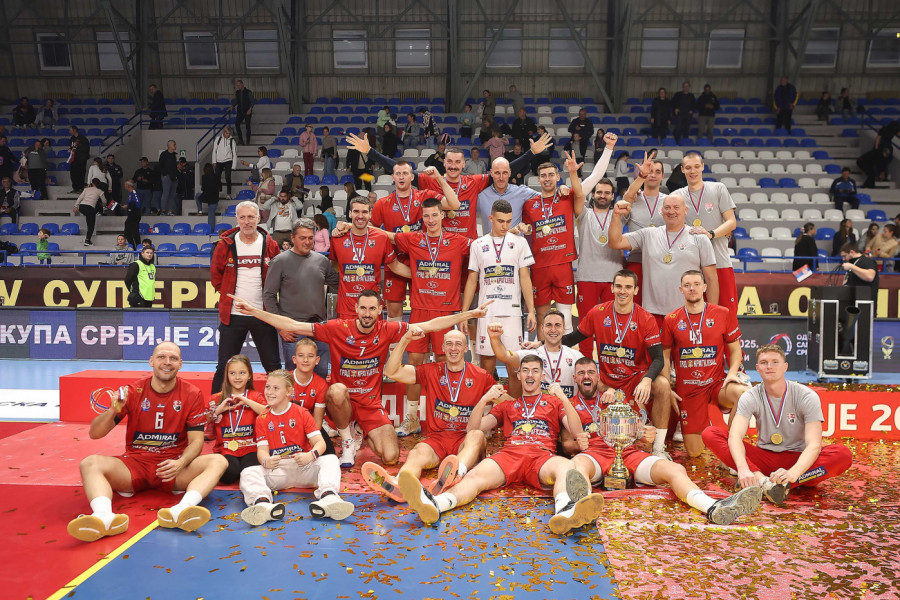 ČISTA DOMINACIJA ZA PRVENAC! Radnički nadigrao Partizan u Rumi i PODIGAO PEHAR Superkupa!