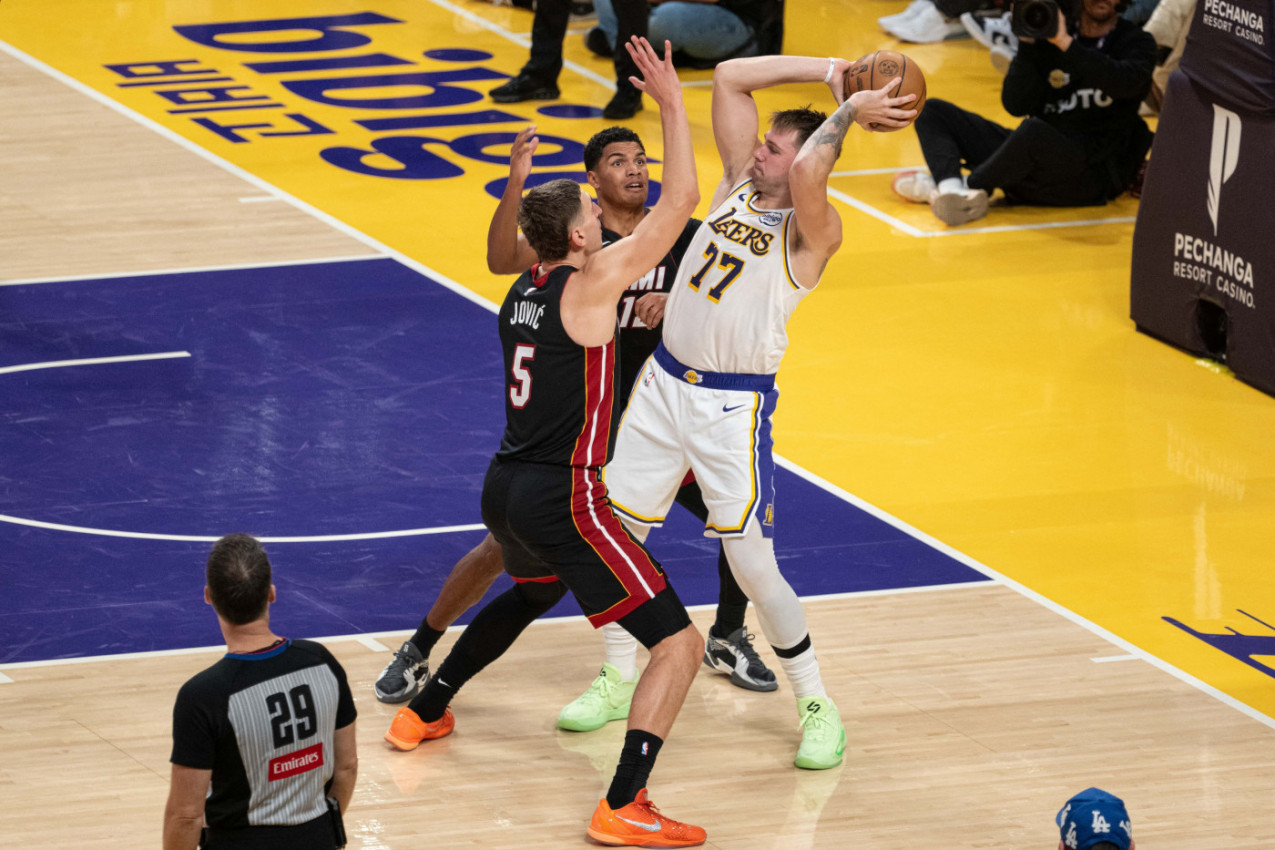 DONČIĆ ISPISAO ISTORIJU: Vrelina Majamija ugašena u Gradu anđela - Jović uveličao rapsodiju Slovenca! (VIDEO)