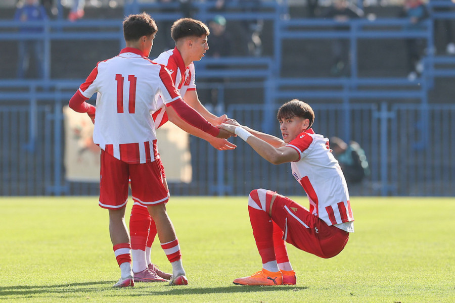 ITALIJANI KRENULI PO ZVEZDINOG BISERA: Dao golčinu s pola terena, a već je na izlaznim vratima? (VIDEO)