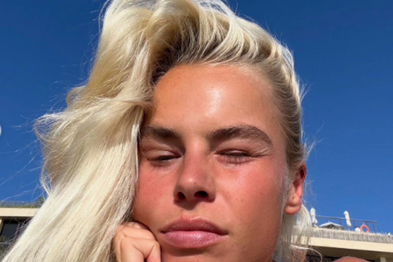 SKANDAL: Žena poznatog fudbalera okačila GOLU fotku na Instagram! Sad joj preti kazna (FOTO)