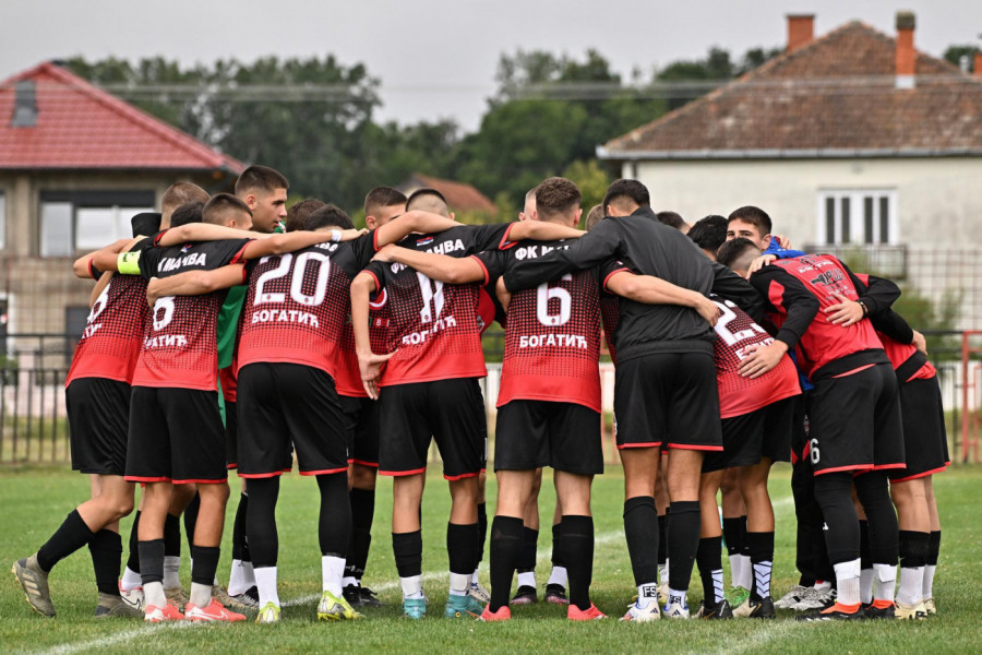 RADOVANOVIĆ RADI FANTASTIČAN POSAO: Omladinci jesen završavaju u samom vrhu tabele!