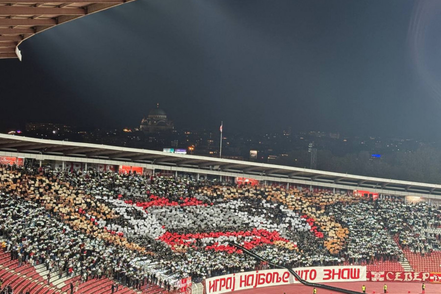 DELIJE ZANIMLJIVOM FOTOGRAFIJOM POSLALE PORUKU: "Igraj najbolje što znaš..." (VIDEO)