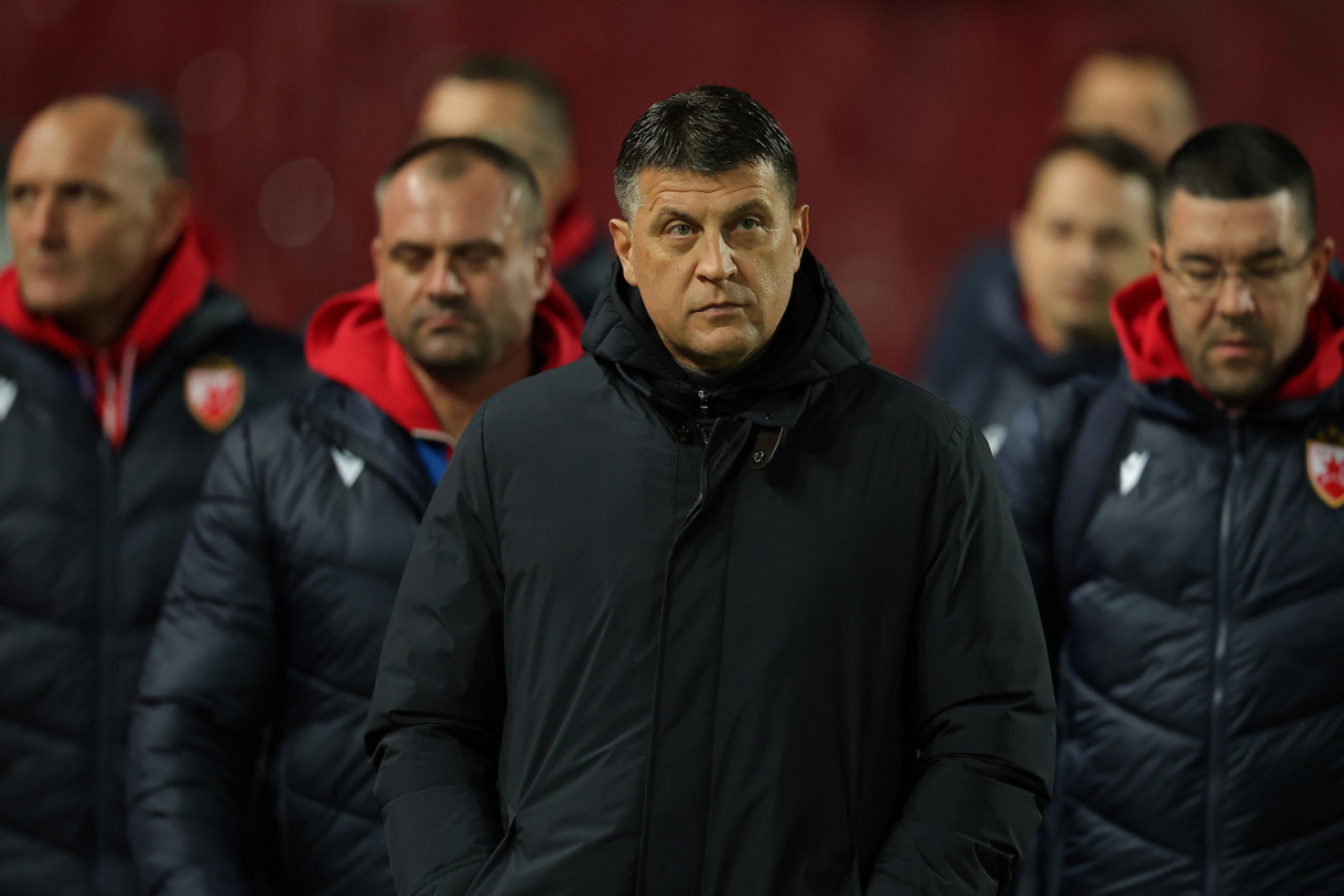 "ČVRSTO STOJIM NA DVE NOGE!" Vladan Milojević: Da se ne ponavljam...