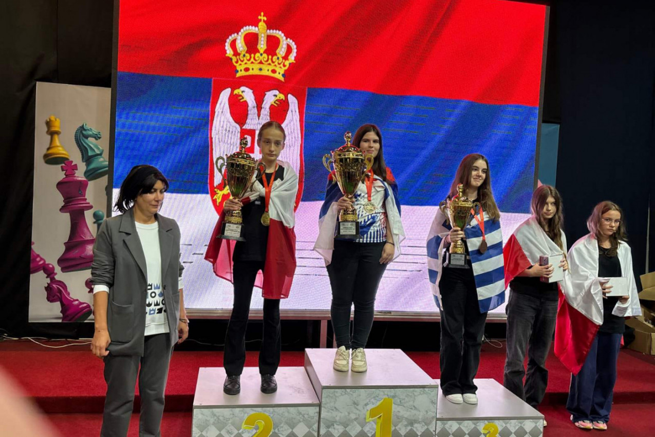 VERA I LEONID ZA NOVE RADOSTI ŠAHOVSKE SRBIJE: Opet se čula himna Bože pravde! (VIDEO)