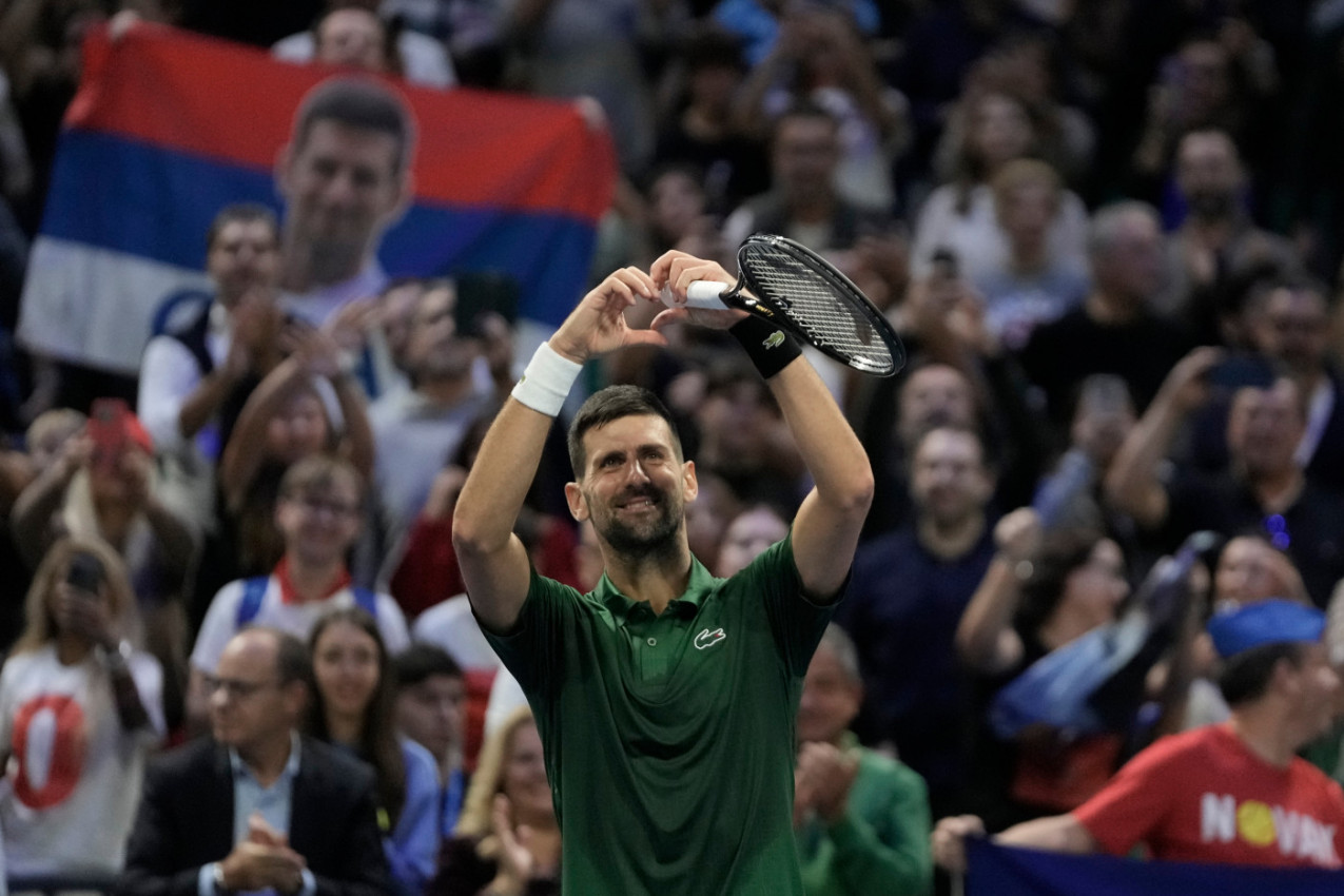 ĐOKOVIĆU NIKO NIJE NI DO KOLENA: Evo koliko novca je Novak zaradio tokom karijere!