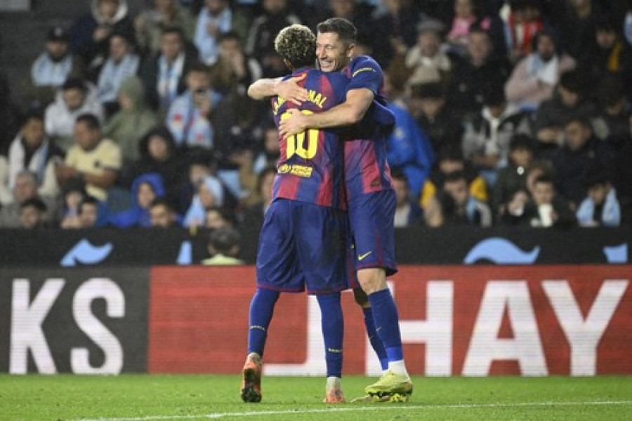 LEVANDOVSKI SRUŠIO ZVEZDINOG RIVALA: Het-trik i brutalna partija Barse!