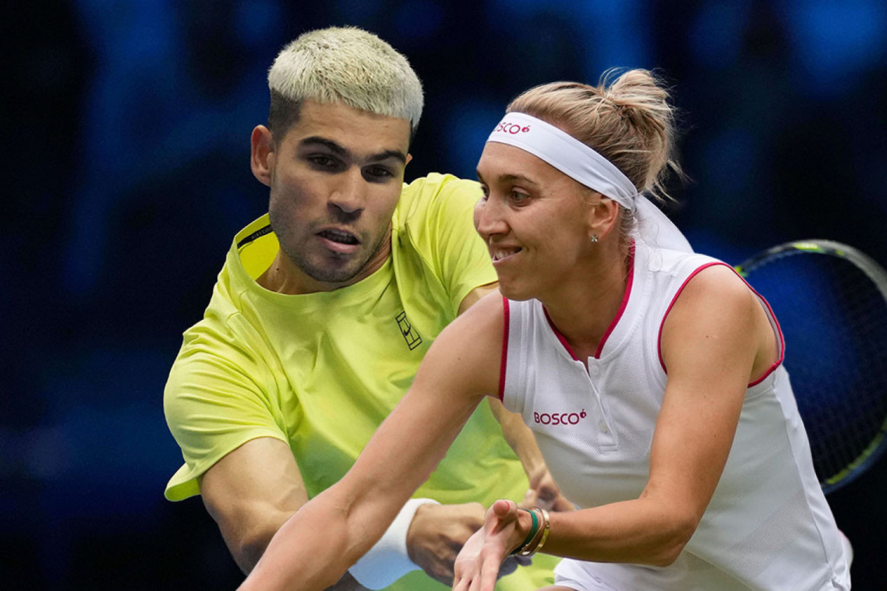 NEKADAŠNJA TENISERKA SE NABACIVALA ALKARAZU NA KONFERENCIJI ZA MEDIJE: Njegov odgovor je sve šokirao! (VIDEO)