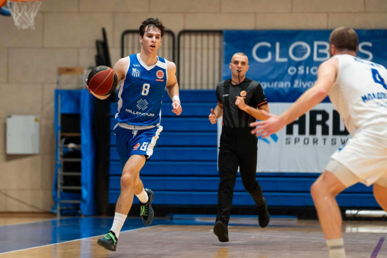 "PATIKE POKLANJAM MOM ĐEDU BOŽU": Uzeo nagradu za MVP kola, pa hit izjavom nasmejao Srbiju!